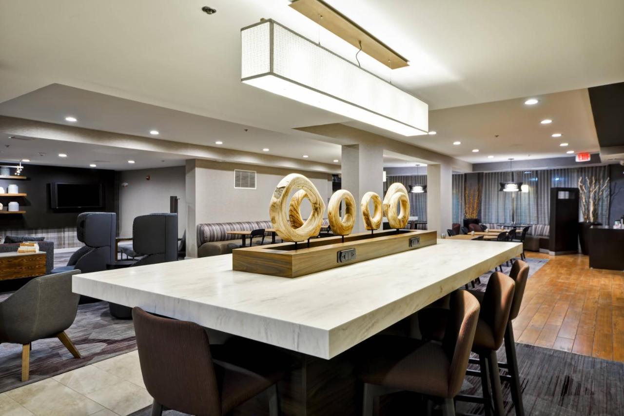 Courtyard By Marriott Jacksonville Airport/ Northeast מראה חיצוני תמונה